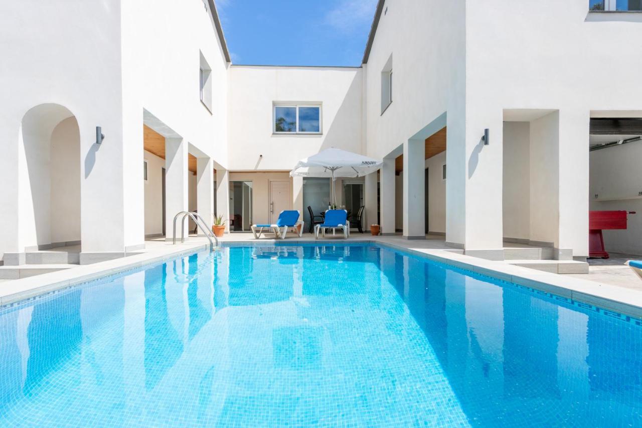 Goldhome - New House With Private Heated Pool, Parking, Wifi, Games Room Empuriabrava Exteriér fotografie