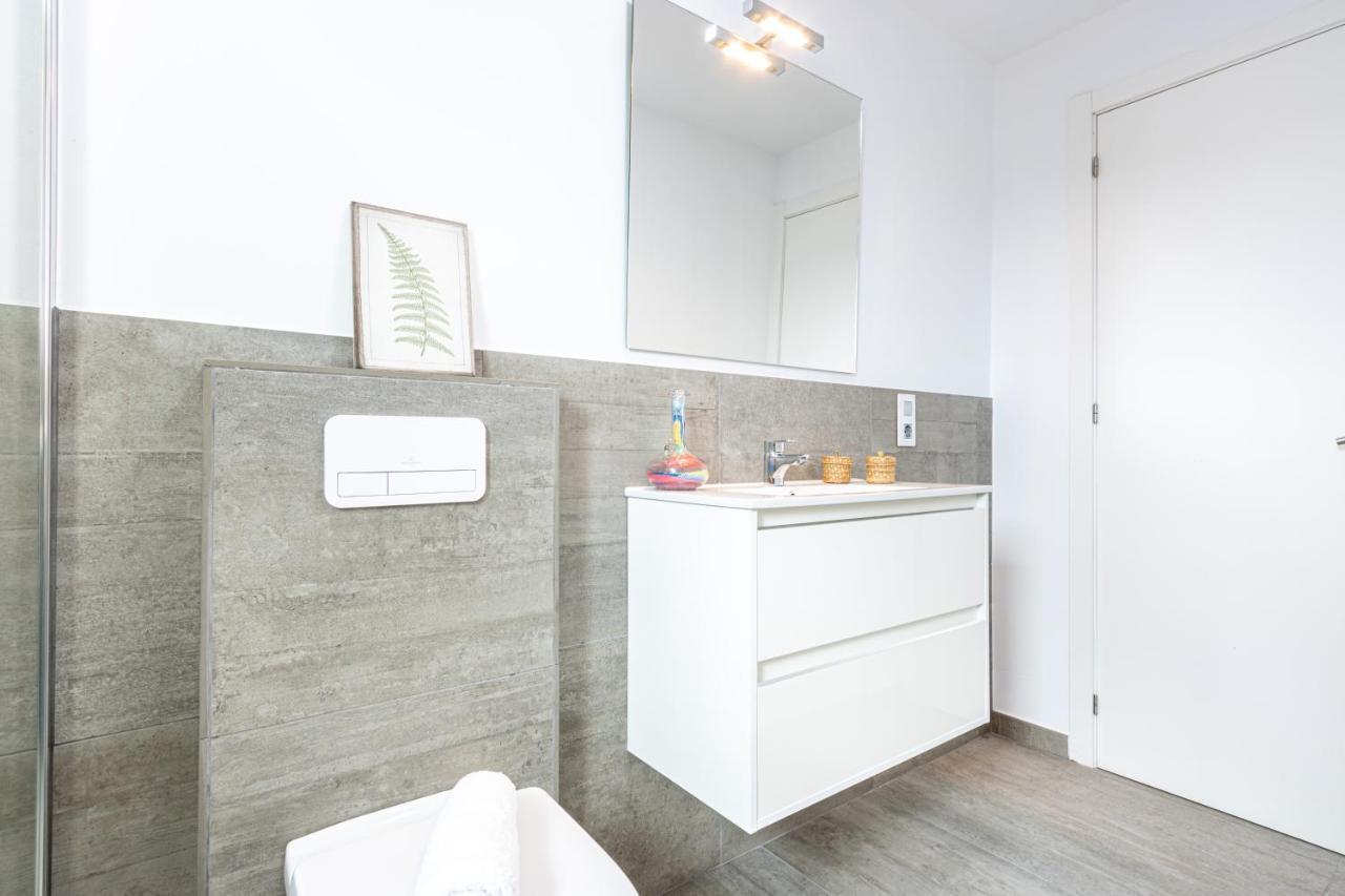Goldhome - New House With Private Heated Pool, Parking, Wifi, Games Room Empuriabrava Exteriér fotografie