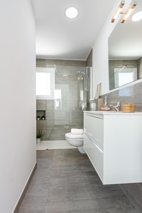 Goldhome - New House With Private Heated Pool, Parking, Wifi, Games Room Empuriabrava Exteriér fotografie