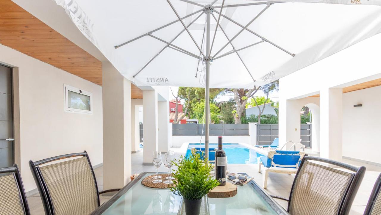Goldhome - New House With Private Heated Pool, Parking, Wifi, Games Room Empuriabrava Exteriér fotografie